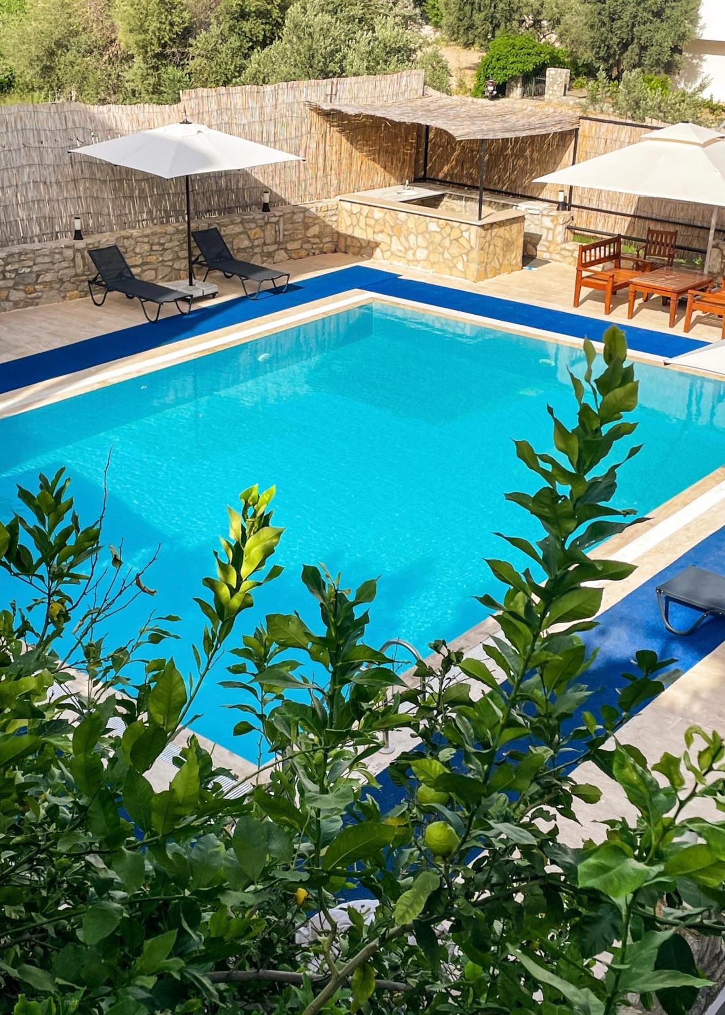 Oezguem Suite Otel ダッチャ エクステリア 写真