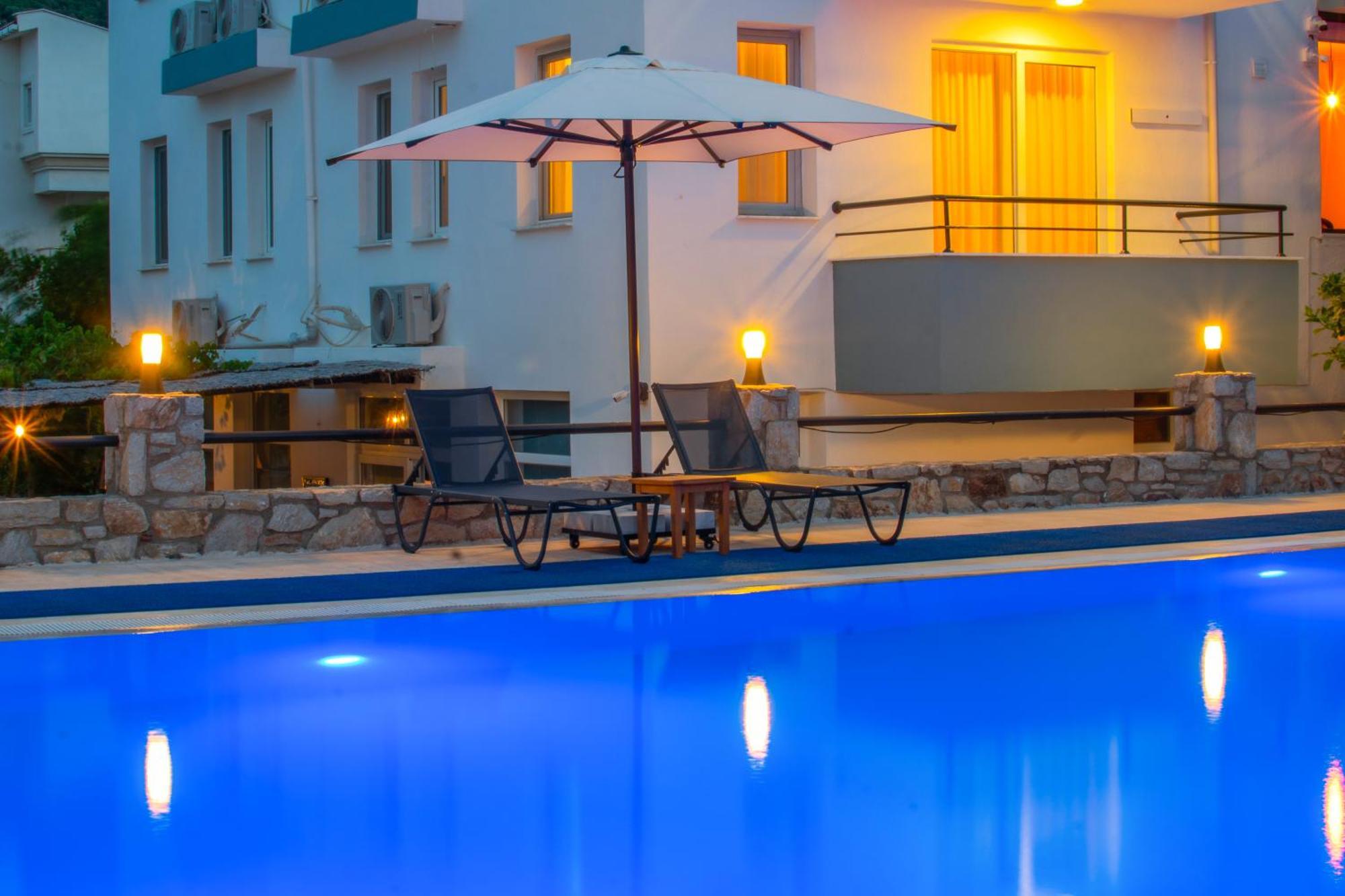 Oezguem Suite Otel ダッチャ エクステリア 写真