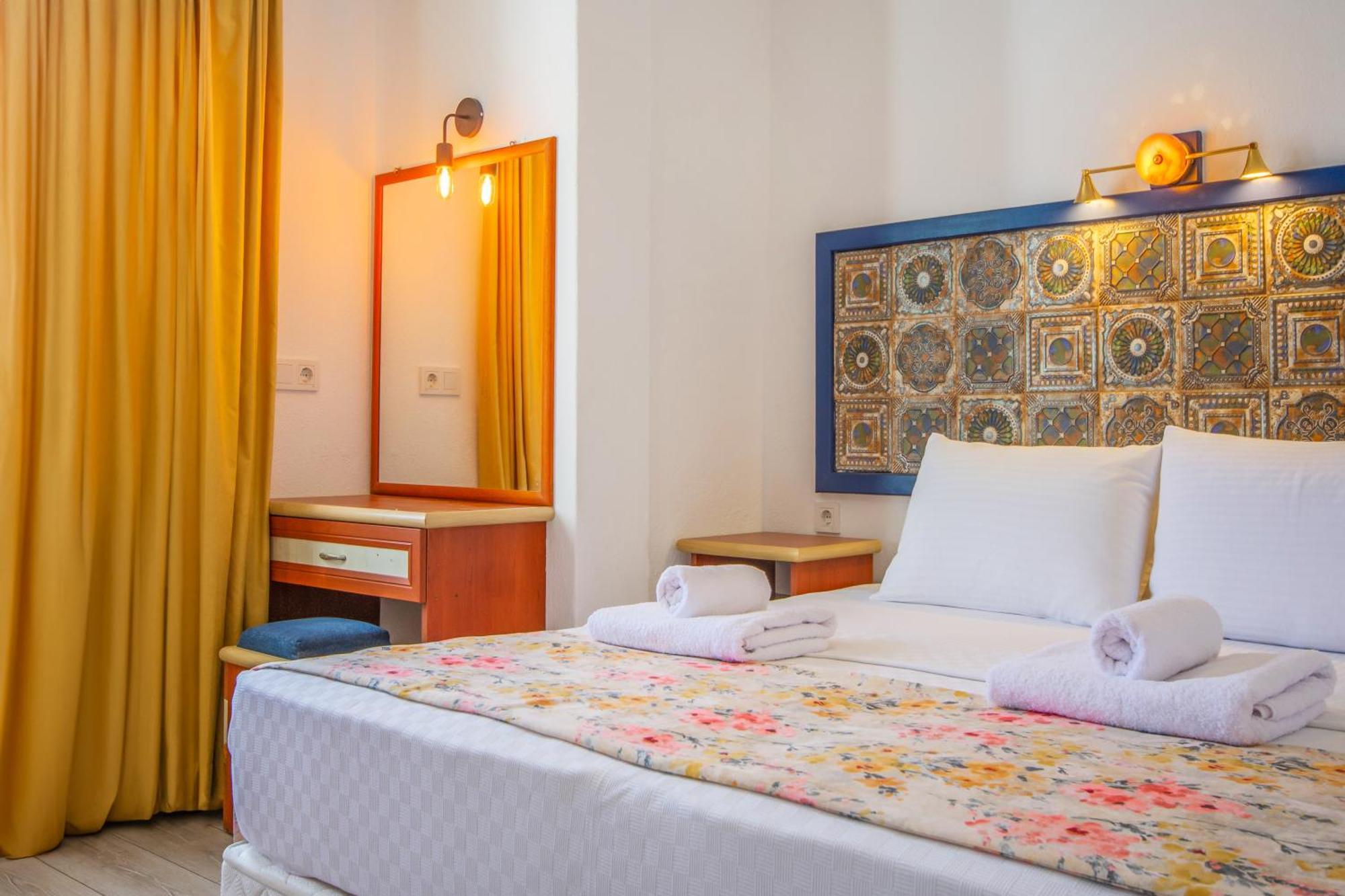 Oezguem Suite Otel ダッチャ エクステリア 写真