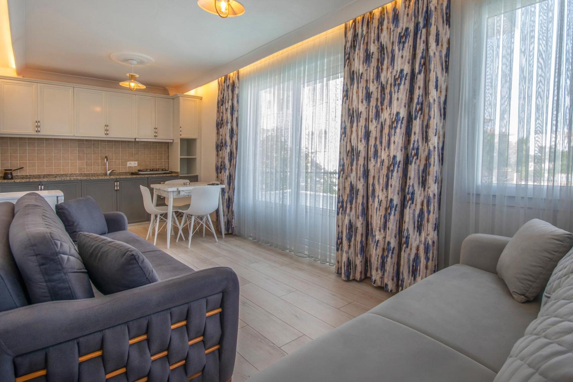 Oezguem Suite Otel ダッチャ エクステリア 写真